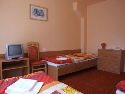Hotel Petr Bezruc Frýdlant nad Ostravicí Habitación foto